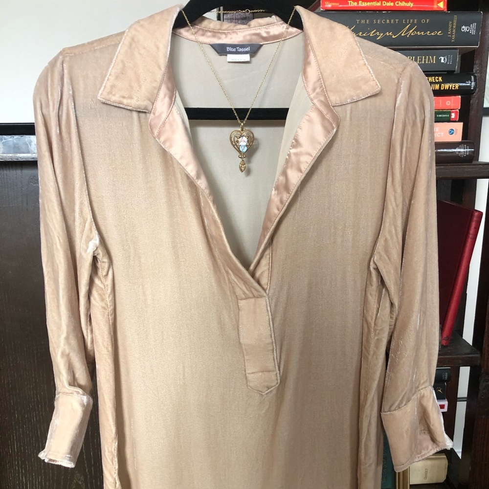 Blue Tassel 100% silk, champagne velvet tunic shirt, 3/4 sleeve, sz small